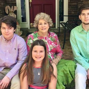 Meet your Posher, Nita